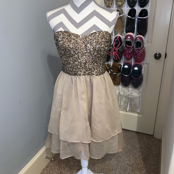 Dolls Point Dresses & Skirts - Dolls Point Sequin Nude Cocktail Dress ✨HP✨